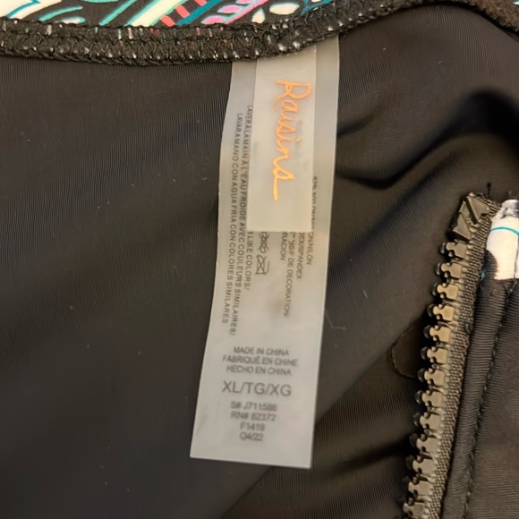 NWT Raisins Rashguard - Picture 6 of 6